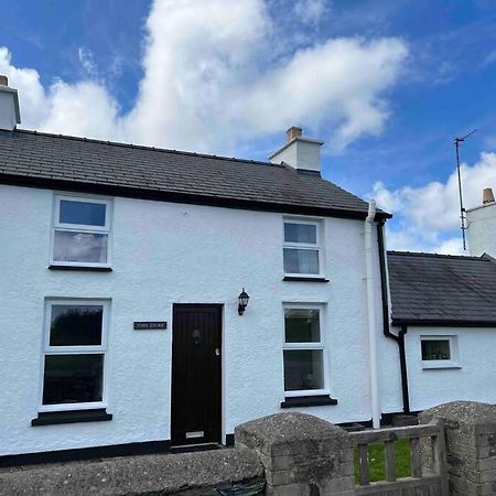 Gors Eilian Villa Amlwch Buitenkant foto
